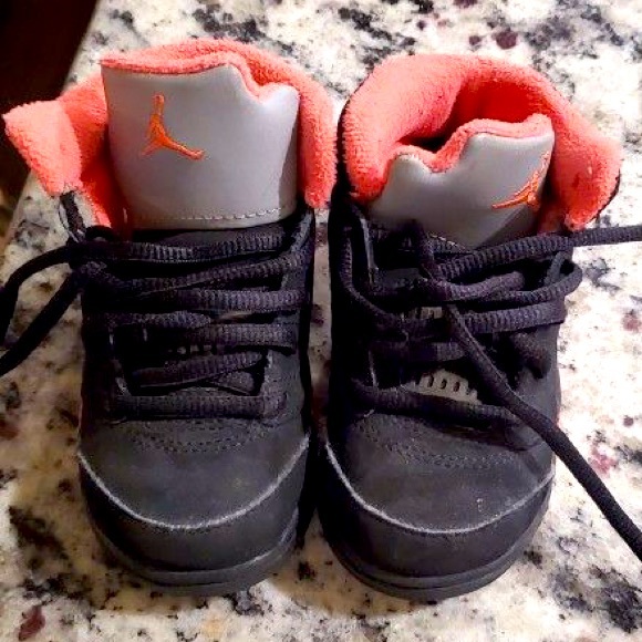 Toddler Air Jordan 5 - Picture 1 of 4